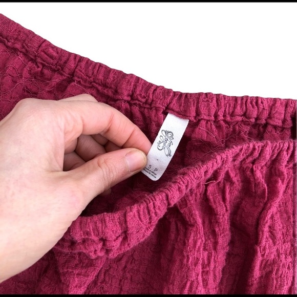 Free People Off The Shoulder Maroon Top - Picture 3 of 4